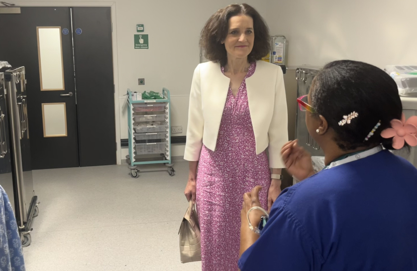 Theresa Villiers MP visits Chase Farm Hospital