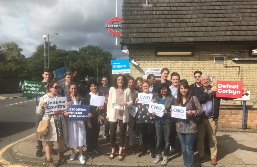 Theresa Villiers campaigning at Totteridge tube station in 2019