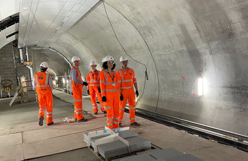 Theresa Villiers MP visiting tube upgrade site at Bank station
