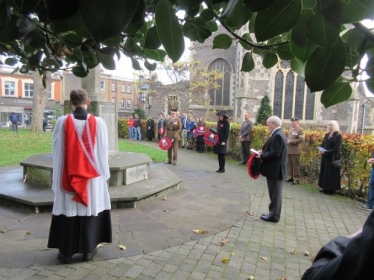 Villiers attends Remembrance Sunday in Chipping Barnet